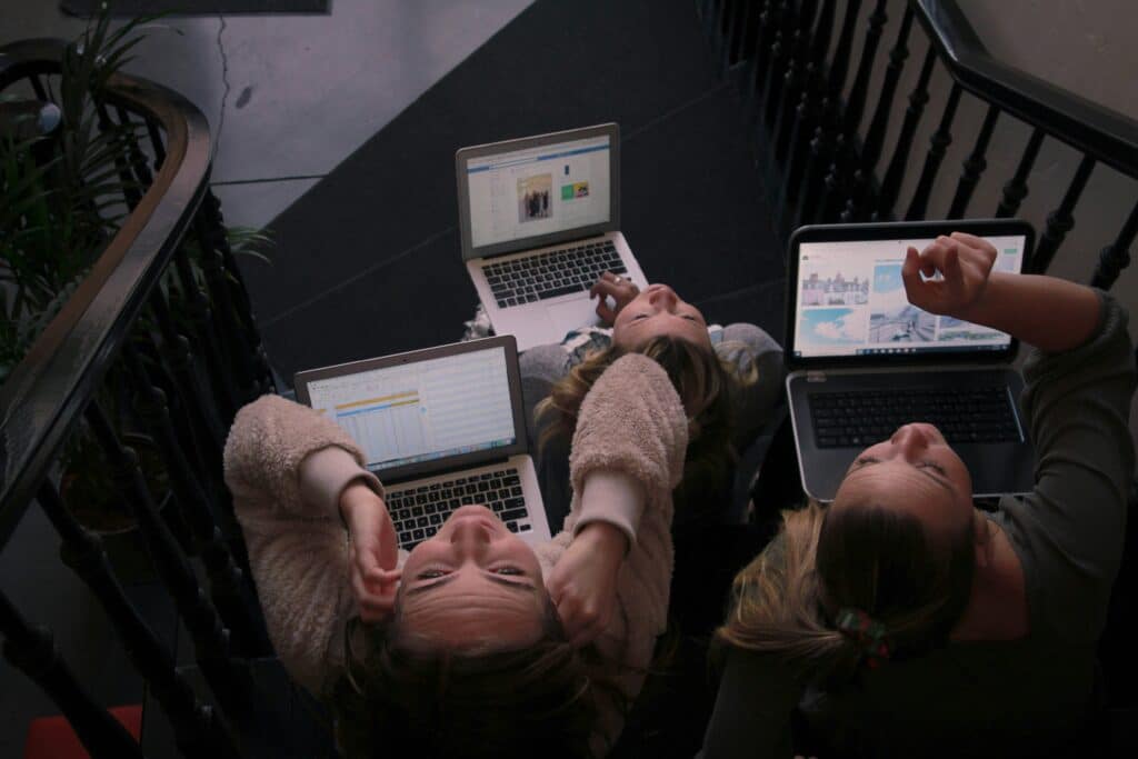 kids being bully online